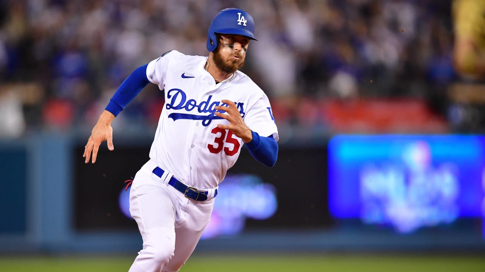 Cody Bellinger becomes free agent after being rejected by Dodgers