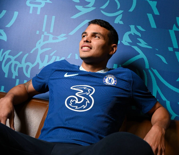 Thiago Silva signs for another year at Chelsea
